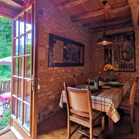 Le Banquet Holiday home